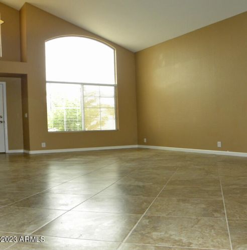 1332 Charleston Ave, Phoenix AZ  85022-1258 exterior