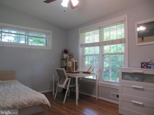 1807 Youngblood St, Mc Lean VA  22101-5244 exterior