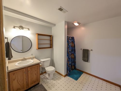 5536 Mount Vernon Ave, Kalamazoo MI  49024-1215 exterior