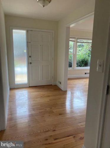 9708 Dameron Dr, Silver Spring MD  20910-1403 exterior