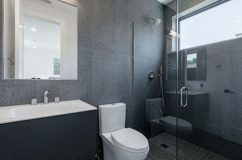 1909 Dayton St, Chicago IL 60614-5028 exterior