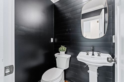 59 Leslie St, Atlanta GA  30307-2723 exterior