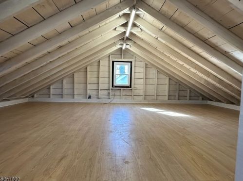 94 Jacoby St, Maplewood NJ  07040-3052 exterior