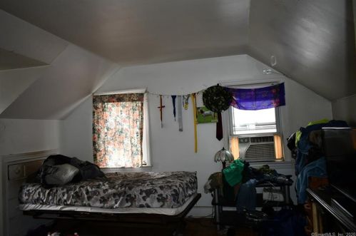 12 Adamson Ave, Norwalk CT 06854-4602 exterior