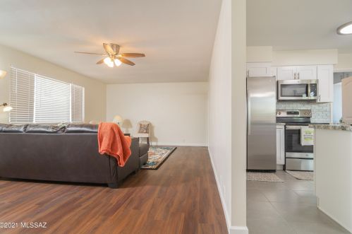 7325 Placita Antigua, Tucson AZ  85710-3706 exterior