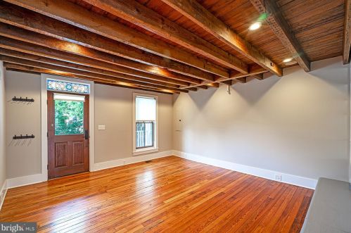 325 D St, Washington DC  20002-5721 exterior