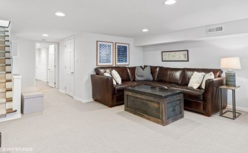 2501 Racine Ave, Chicago IL 60614-2113 exterior