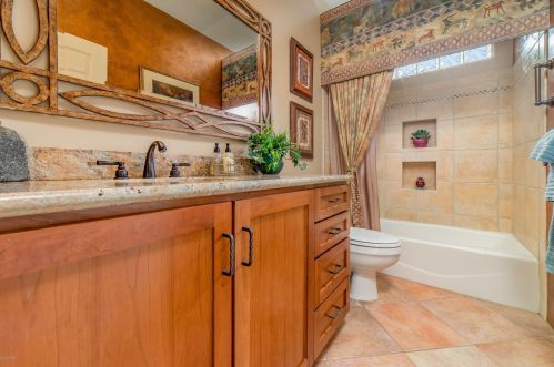 907 Night Heron Dr, Green Valley AZ 85614-6016 exterior