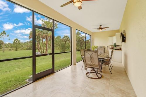 2080 14 Ave, Naples FL 34120-9091 exterior