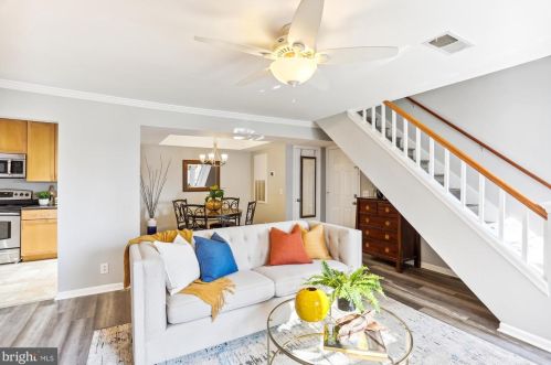 5810 Inman Park Cir, Rockville, MD 20852-5471