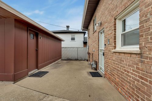 14744 Avalon Ave, Dolton IL 60419-2402 exterior