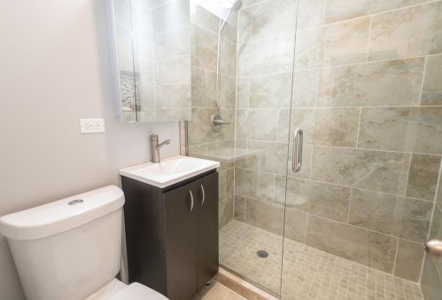 3322 Berteau Ave, Chicago IL 60618-2305 exterior