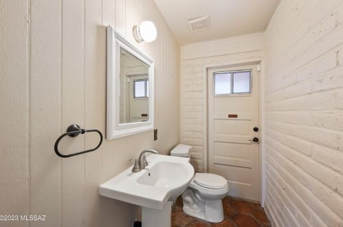 4441 Bear Canyon Rd, Tucson AZ  85749-9649 exterior