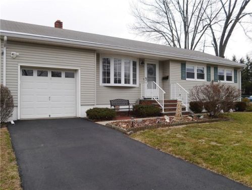 310 Evans Ave, Piscataway, NJ 08854-2811