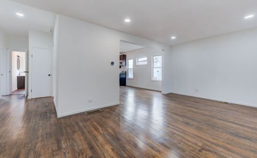 1403 2 Ave, Broadview IL 60153-2212 exterior