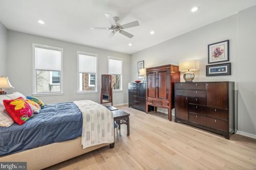 741 2nd St, Philadelphia PA 19122-4503 exterior