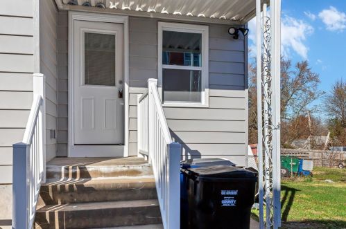 325 Hoffmeister Ave, Saint Louis MO 63125-1608 exterior