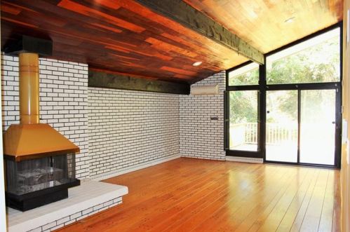 2331 Marbury Rd, Pittsburgh PA 15221-3670 exterior