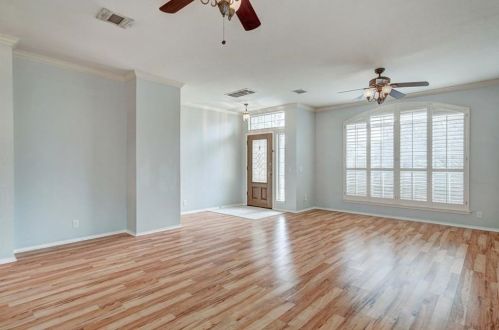 2801 Cascade Fls Dr, Austin TX 78738-5347 exterior