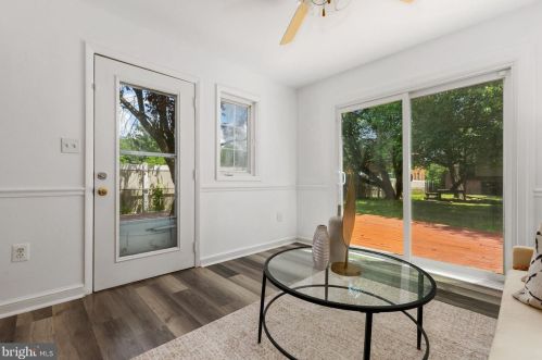 13763 Travilah Rd, Rockville MD 20850-3532 exterior