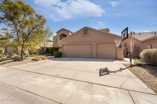 25815 43rd Pl, Phoenix, AZ 85050-8931