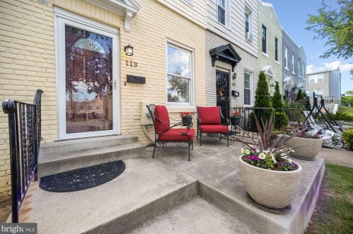 113 19th St, Washington DC  20003-1704 exterior