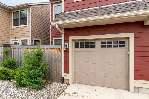 115 Logan St, Grand Rapids MI 49503-5457 exterior