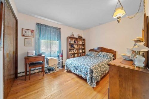 3 Pembroke Dr, Poughkeepsie NY 12603-4707 exterior