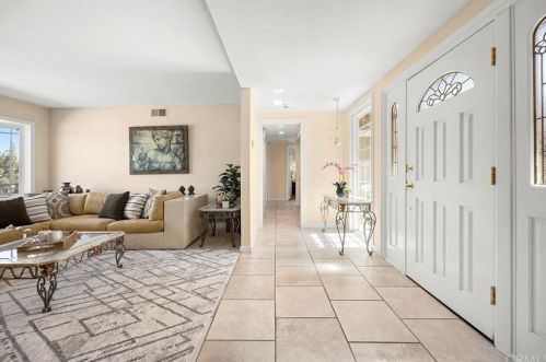 933 Verona Dr, Fullerton CA 92835-3340 exterior