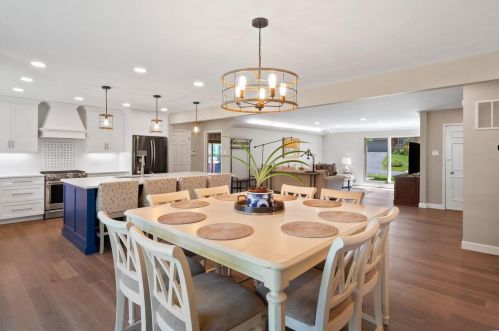 17 Covington Ln, Saint Louis MO 63132-4200 exterior