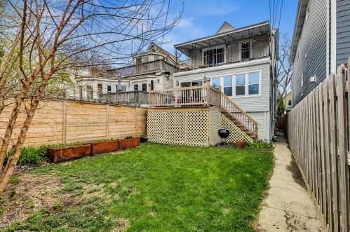 3450 Hamlin Ave, Chicago IL 60655-3915 exterior