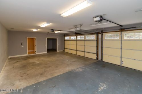 53 Confederate Ave, Bluffton SC 29910-7229 exterior