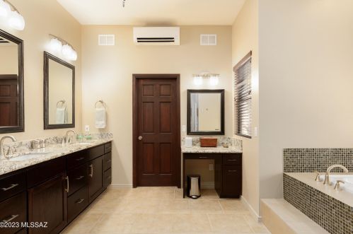 2106 Camino El Ganado, Tucson AZ  85718-4108 exterior