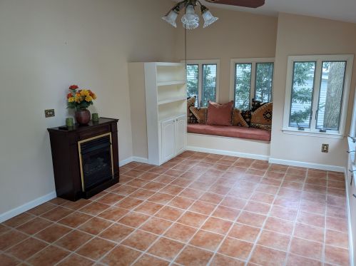 2 Park Rdg, Concord NH 03301-3030 exterior