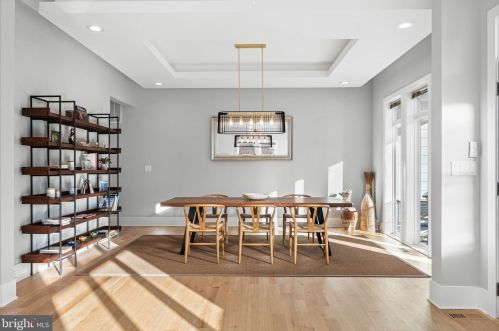 6714 Van Fleet Dr, Mc Lean VA  22101-5140 exterior