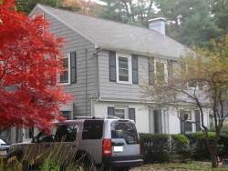 32 Park Ln, Newton, MA 02459-1731