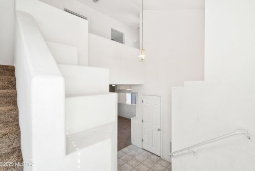 8238 Placita Del Parque, Tucson AZ  85747-5244 exterior