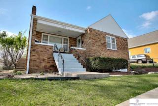 1415 Dorcas St, Omaha NE  68108-1008 exterior