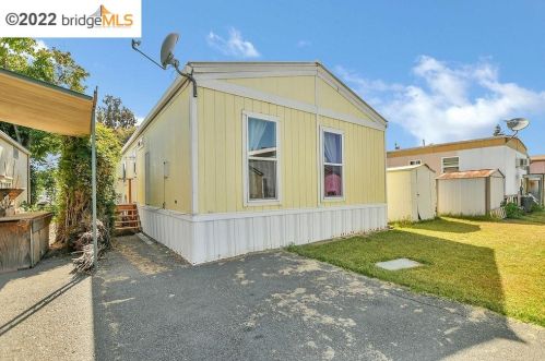 122 A St, Concord CA  94520-5306 exterior