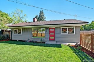 1509 135th St, Seattle WA  98125-3245 exterior