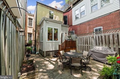 709 Capitol St, Washington DC 20003-1711 exterior