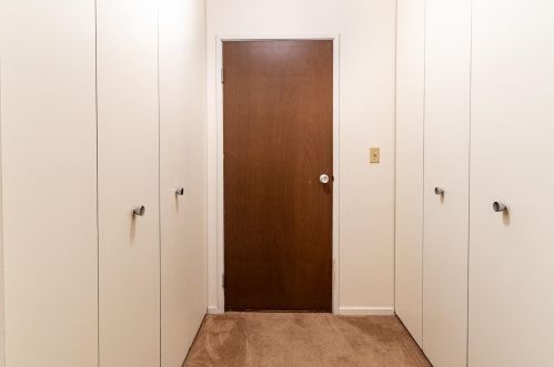 9063 70, Milwaukee WI 53223-2113 exterior