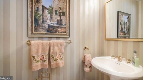 3340 Mnr Rd, Huntingdon Valley PA exterior