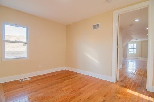 1509 Kostner Ave, Chicago IL 60630-4008 exterior