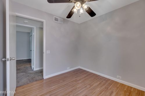 4713 10 St, Phoenix AZ 85020-2625 exterior