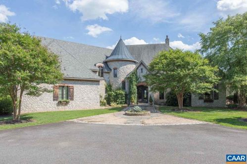 4969 Barn Field Dr, Keswick, VA 22947-2333