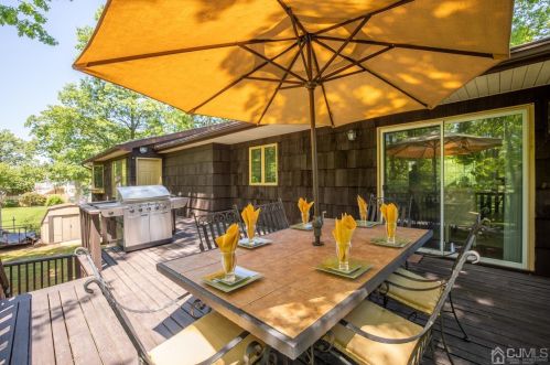 2350 Plainfield Ave, Piscataway NJ 08854-4045 exterior