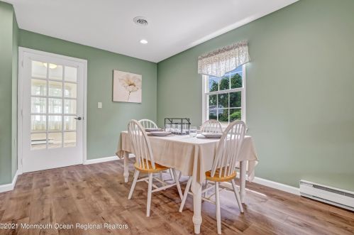 8 Leighton Ln, Lakehurst NJ  08759-6711 exterior