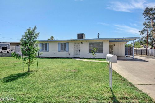 7611 12th Pl, Phoenix AZ  85020-4540 exterior