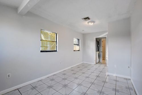 113 Atlantic Dr, Boynton Beach FL 33435-1612 exterior